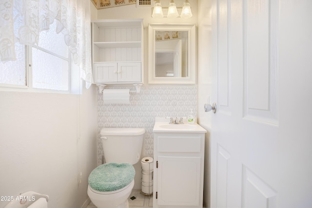 301 Whitton St, Sierra Vista, AZ 85635 - half bath with visible vents, toilet, and vanity