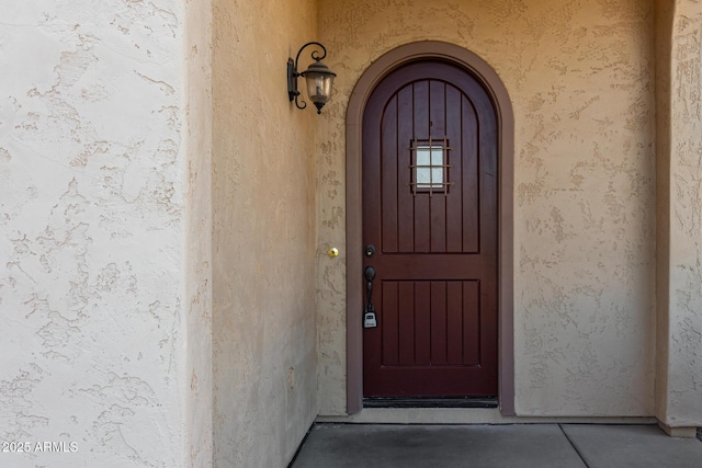 16846 N 49th Way, Scottsdale, AZ 85254 - doorway to property with stucco siding