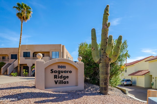 view of community / neighborhood sign