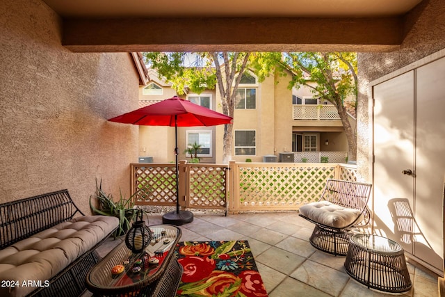 view of patio / terrace featuring an outdoor hangout area