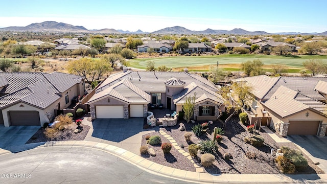 bird's eye view featuring a mountain view