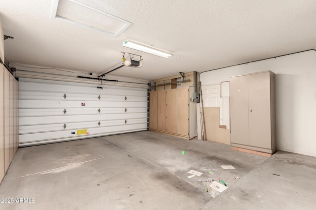 9857 W Tonto Ln, Peoria, AZ 85382 - garage with a garage door opener