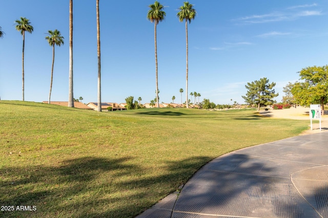 9857 W Tonto Ln, Peoria, AZ 85382 - view of home's community with a lawn and view of golf course