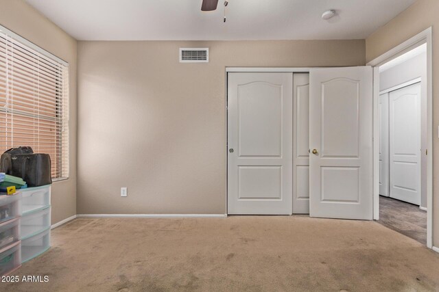 laundry room featuring washer and clothes dryer