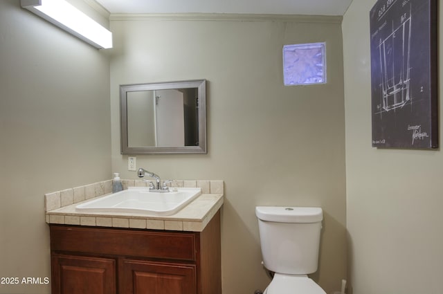 4008 N 85th St, Scottsdale, AZ 85251 - bathroom featuring vanity, toilet, and crown molding