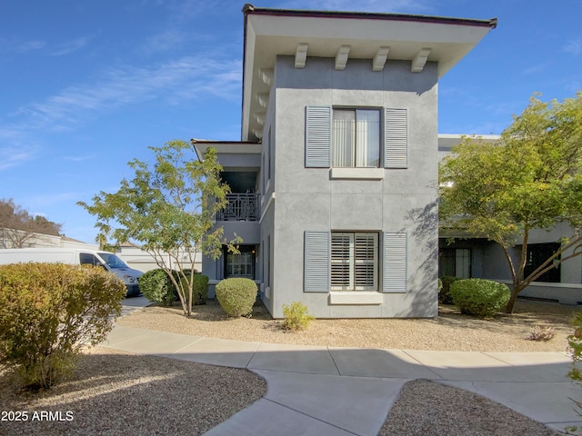 view of front of house with stucco siding