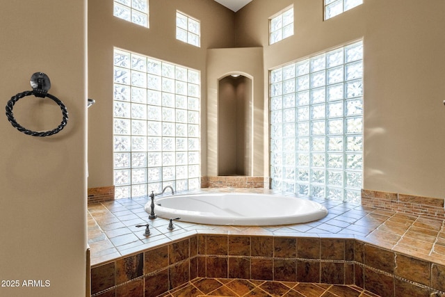9980 E Charter Oak Rd, Scottsdale, AZ 85260 - bathroom with tiled bath