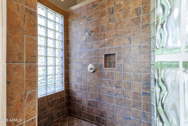 9980 E Charter Oak Rd, Scottsdale, AZ 85260 - bathroom featuring a tile shower