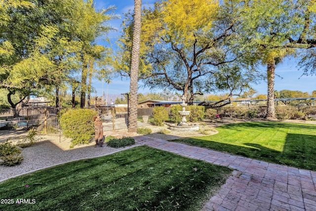 9980 E Charter Oak Rd, Scottsdale, AZ 85260 - view of yard