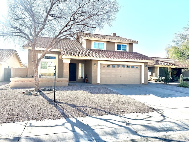 view of front facade featuring a garage