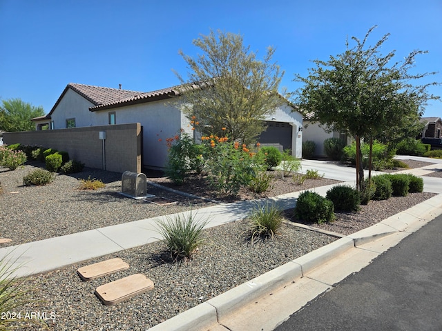 view of front facade with a garage