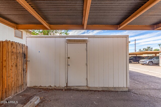 view of outbuilding