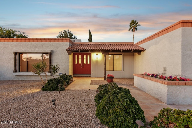 view of mediterranean / spanish-style home