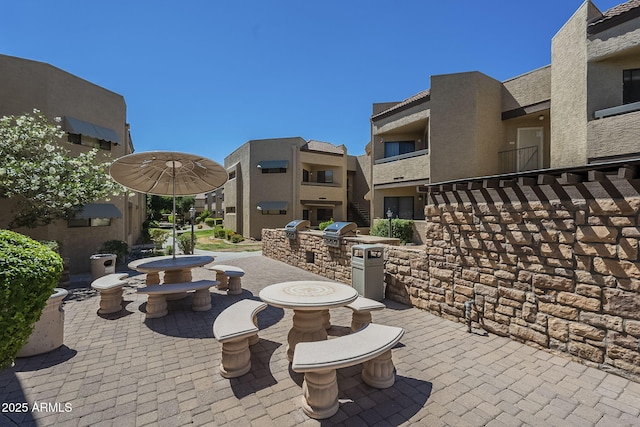 2228 N 52nd St Unit 213, Phoenix, AZ 85008 - view of patio / terrace with area for grilling