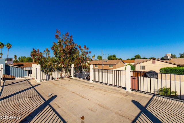 1611 W Palomino Dr, Chandler, AZ 85224 - view of patio / terrace with a gate