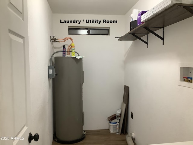 3607 E Mule Deer Rd, Pearce, AZ 85625 - utilities featuring electric water heater