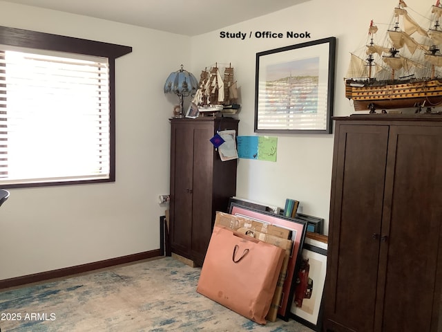 3607 E Mule Deer Rd, Pearce, AZ 85625 - entryway featuring baseboards
