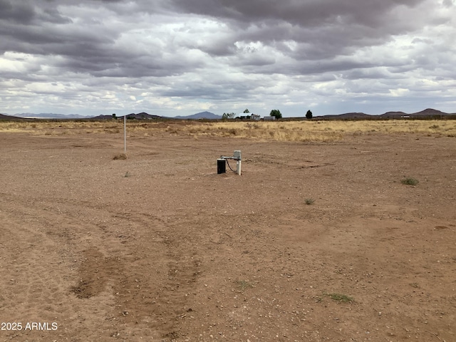 3607 E Mule Deer Rd, Pearce, AZ 85625 - view of yard with a mountain view