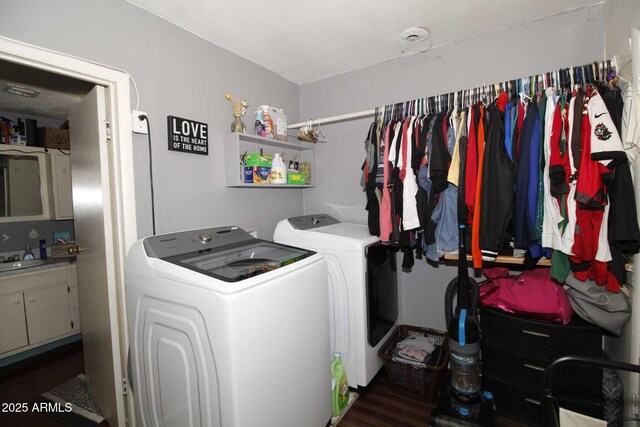 1211 E Fillmore St, Phoenix, AZ 85006 - washroom with washer and dryer and wood finished floors
