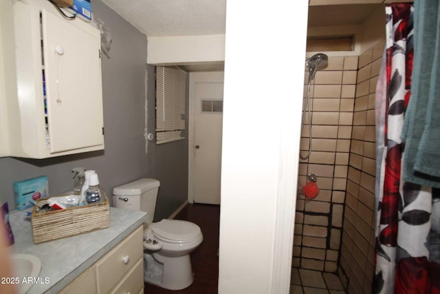 1211 E Fillmore St, Phoenix, AZ 85006 - full bath with a tile shower and vanity