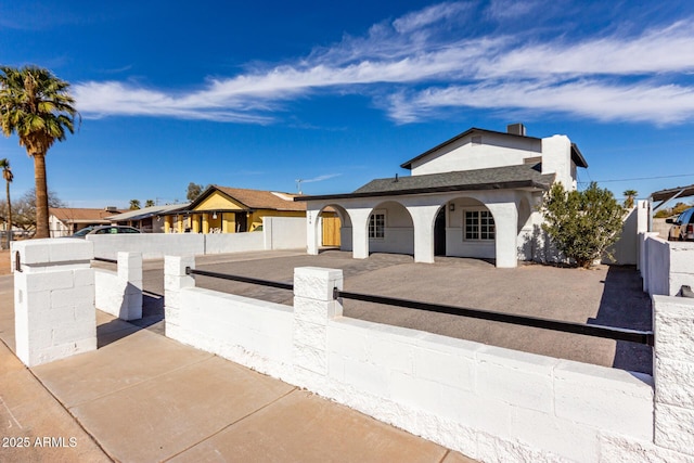 view of front of house