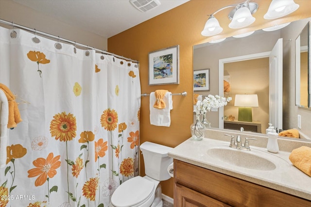 11320 E Newcastle Ave, Mesa, AZ 85209 - bathroom featuring toilet, vanity, and a shower with curtain