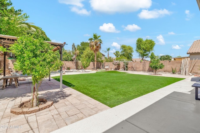 3044 E Sparrow Pl, Chandler, AZ 85286 - view of yard featuring a fenced backyard and a patio