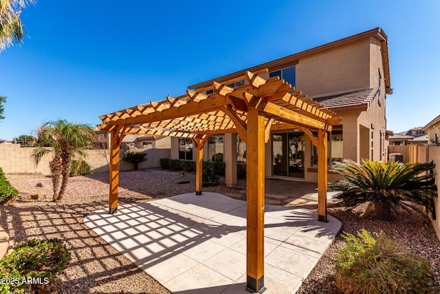 view of patio featuring a pergola