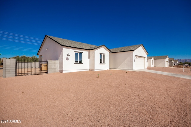 view of front facade with a garage