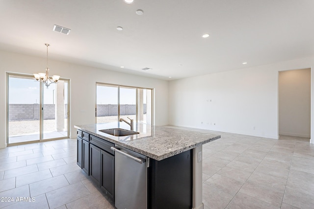 kitchen featuring dishwasher, an inviting chandelier, sink, an island with sink, and decorative light fixtures