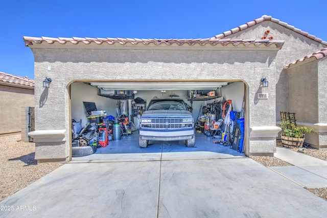 10856 E Primrose Ct, Florence, AZ 85132 - garage with driveway