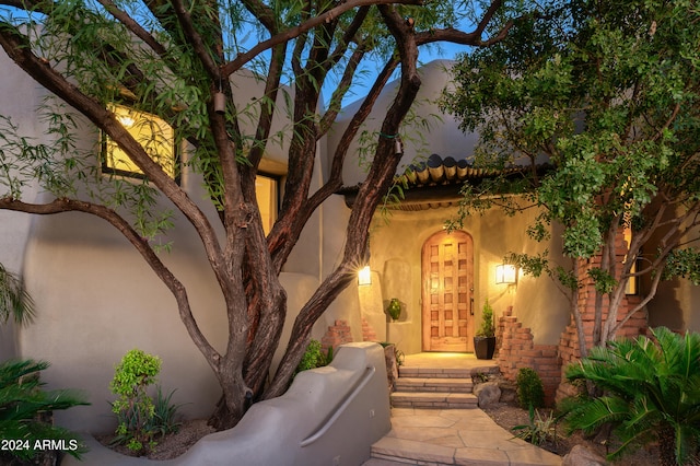 view of property entrance