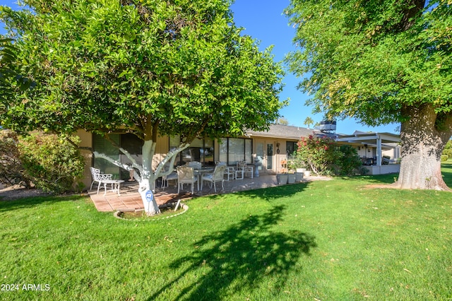 view of yard with a patio area