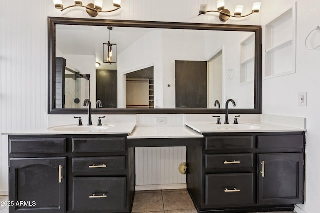 7931 W Shaw Butte Dr, Peoria, AZ 85345 - full bath featuring tile patterned floors and vanity