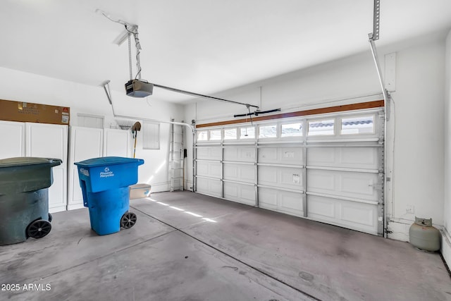 450 W Mountain Sage Dr, Phoenix, AZ 85045 - garage with a garage door opener
