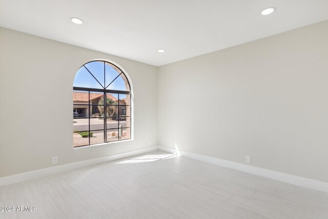 unfurnished bedroom featuring a closet