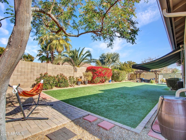 view of yard with a patio area