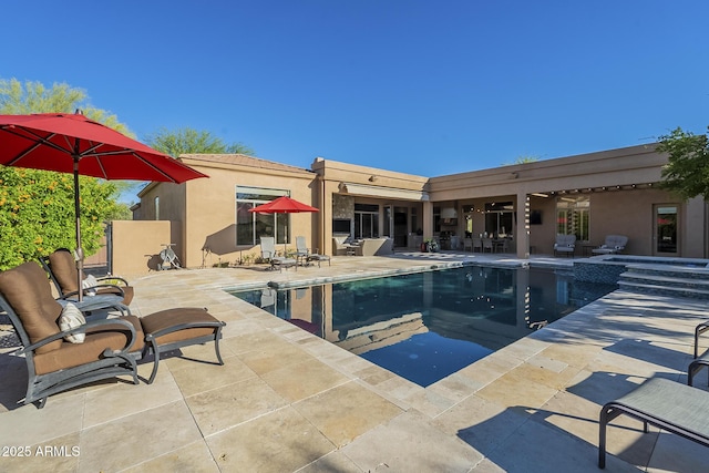 8248 E Arroyo Hondo Rd, Scottsdale, AZ 85266 - view of swimming pool featuring a patio and a pool with connected hot tub