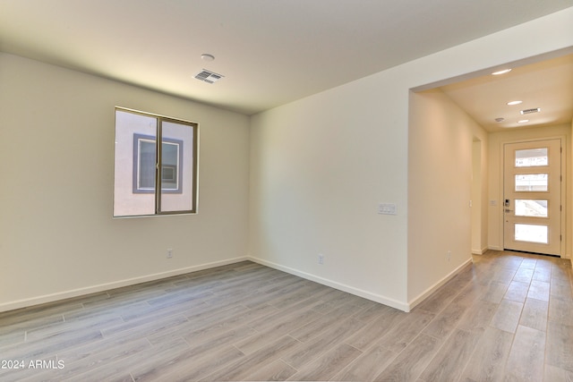 empty room featuring light hardwood / wood-style flooring