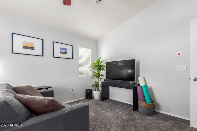 1350 S Greenfield Rd Unit 1005, Mesa, AZ 85206 - living area featuring carpet floors, lofted ceiling, and baseboards
