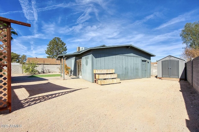 view of outbuilding