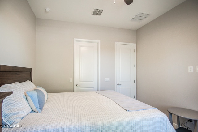 bedroom featuring ceiling fan