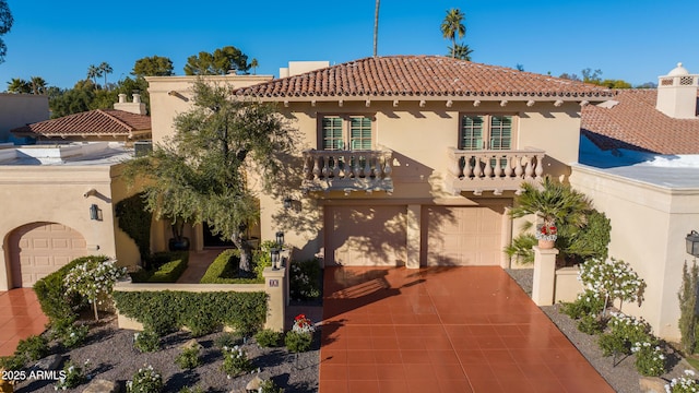 view of front of property with a balcony