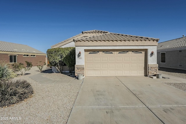 view of front facade with a garage