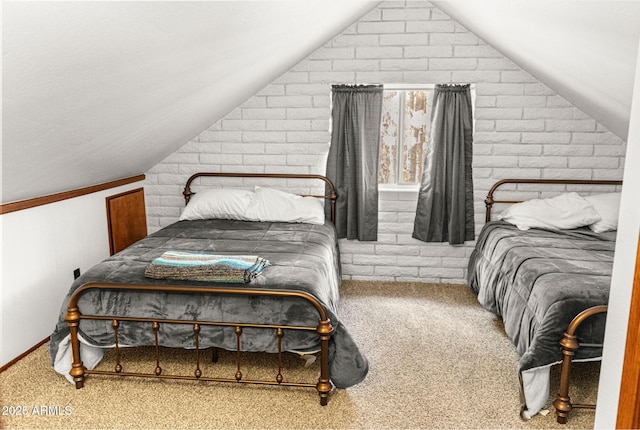 2452 Daisy Trl, Forest Lakes, AZ 85931 - bedroom featuring carpet and vaulted ceiling