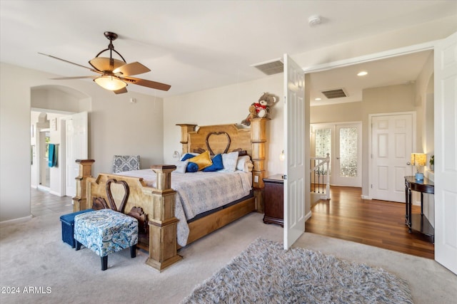 bedroom featuring carpet and ceiling fan