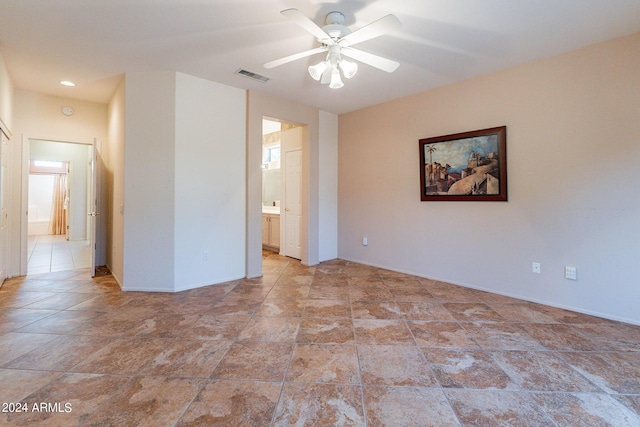 empty room with ceiling fan