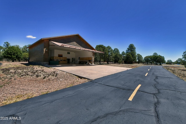 2273 Lindbergh Rd, Overgaard, AZ 85933 - exterior space featuring concrete driveway and a carport