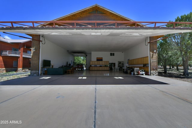 2273 Lindbergh Rd, Overgaard, AZ 85933 - view of car parking featuring concrete driveway and a carport