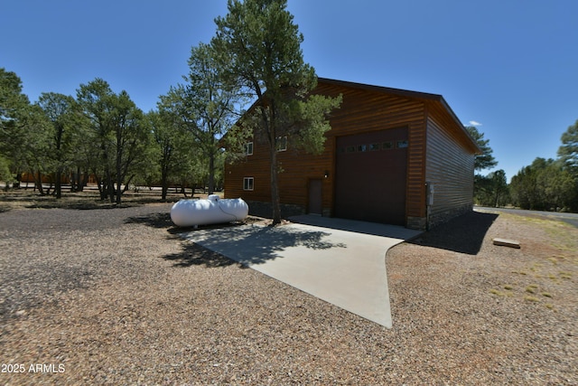 2273 Lindbergh Rd, Overgaard, AZ 85933 - view of side of home with driveway